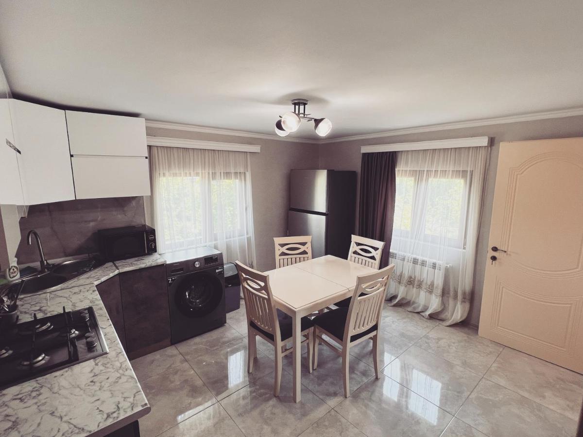 Gardenia Daire Tskaltubo Dış mekan fotoğraf